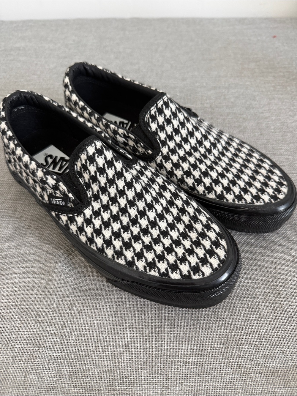 Vans Classic Slip-On 98 Houndstooth Black Monochrome Sneakers NWOT
